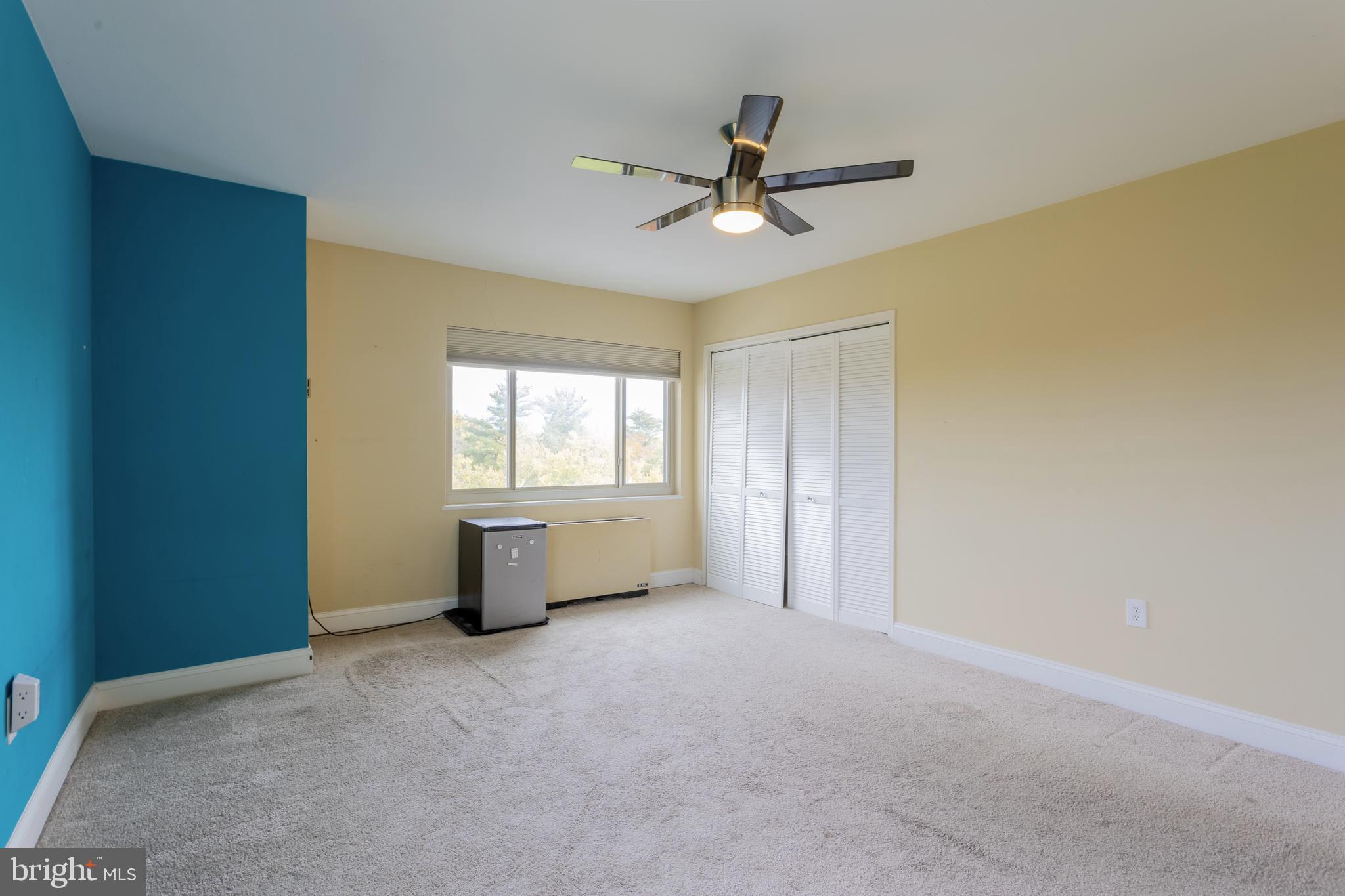 PARK TOWERS WEST - Residential