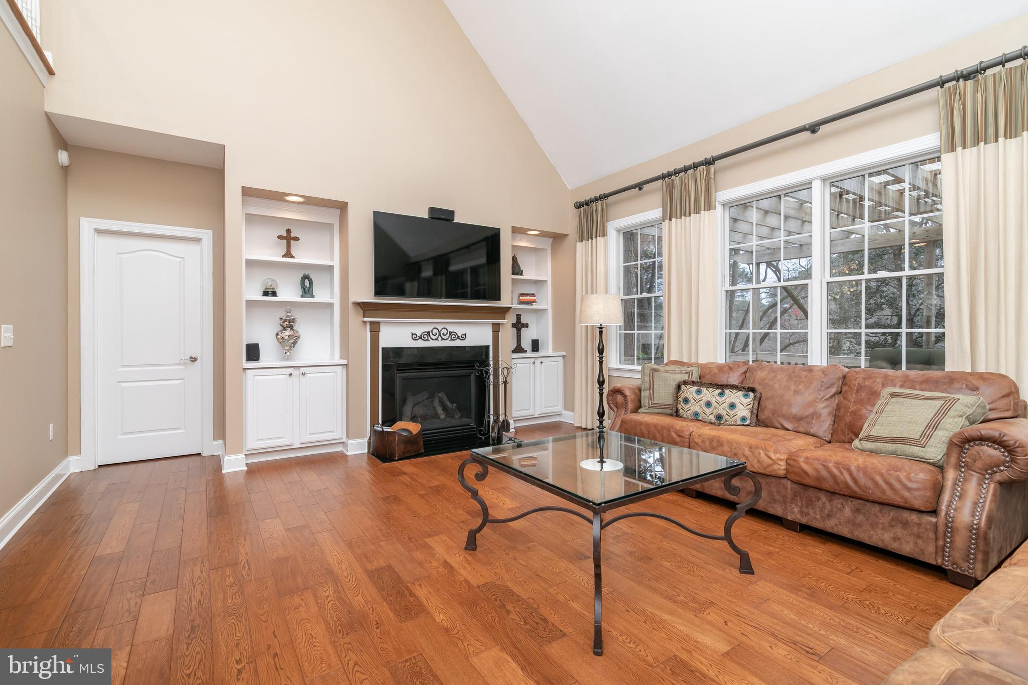 OLDE TOWN - Residential