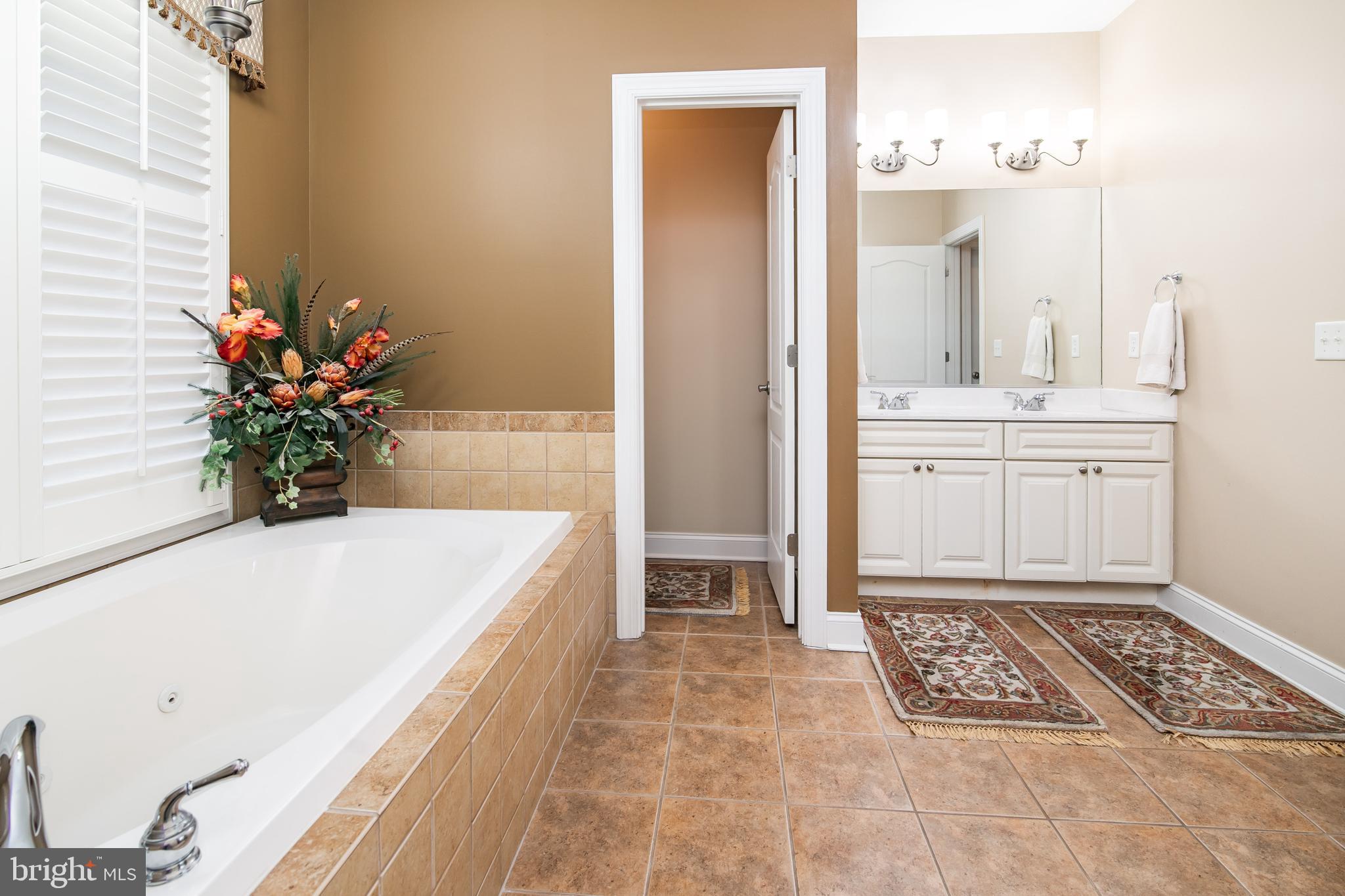 OLDE TOWN - Residential