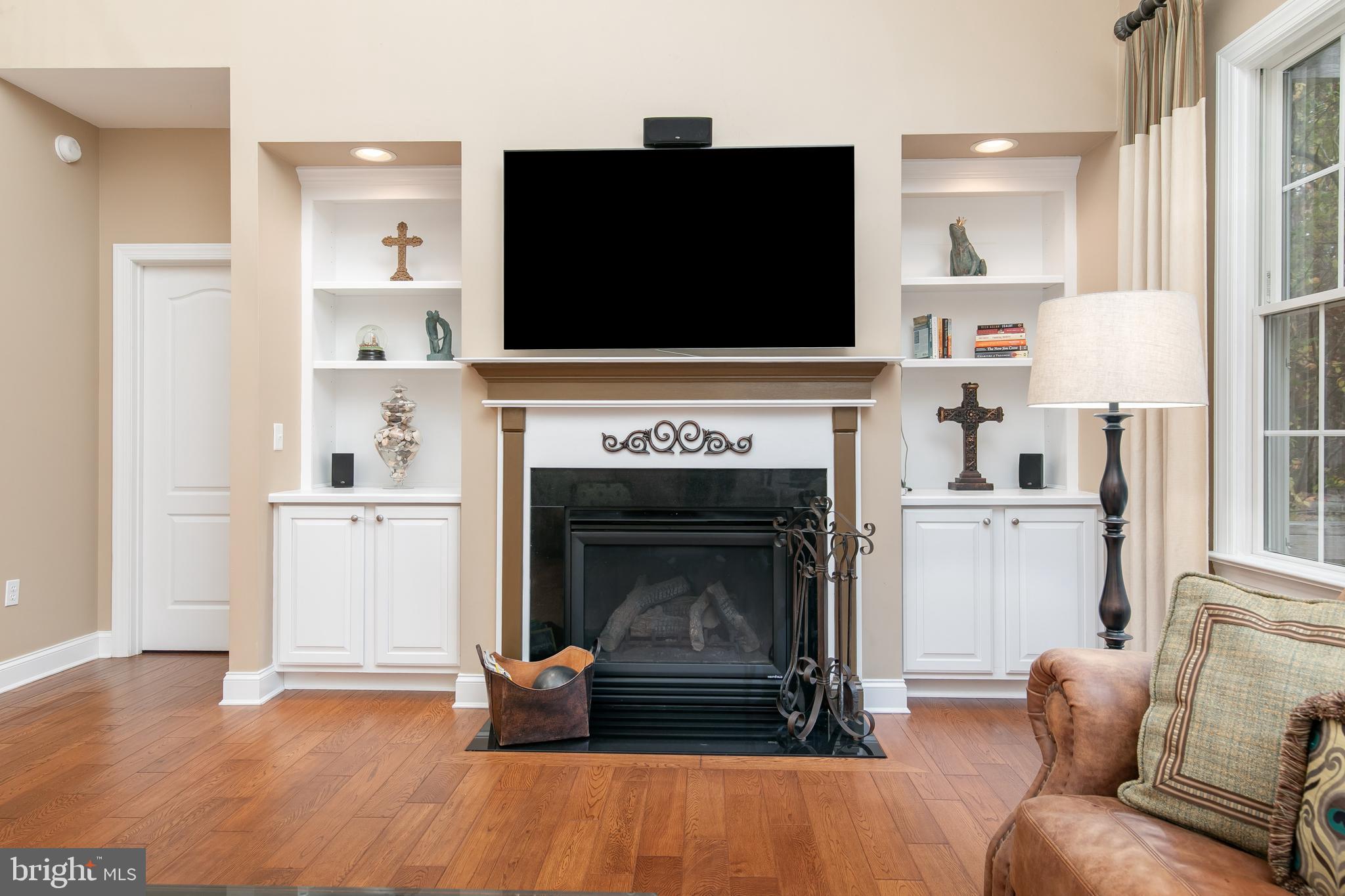 OLDE TOWN - Residential