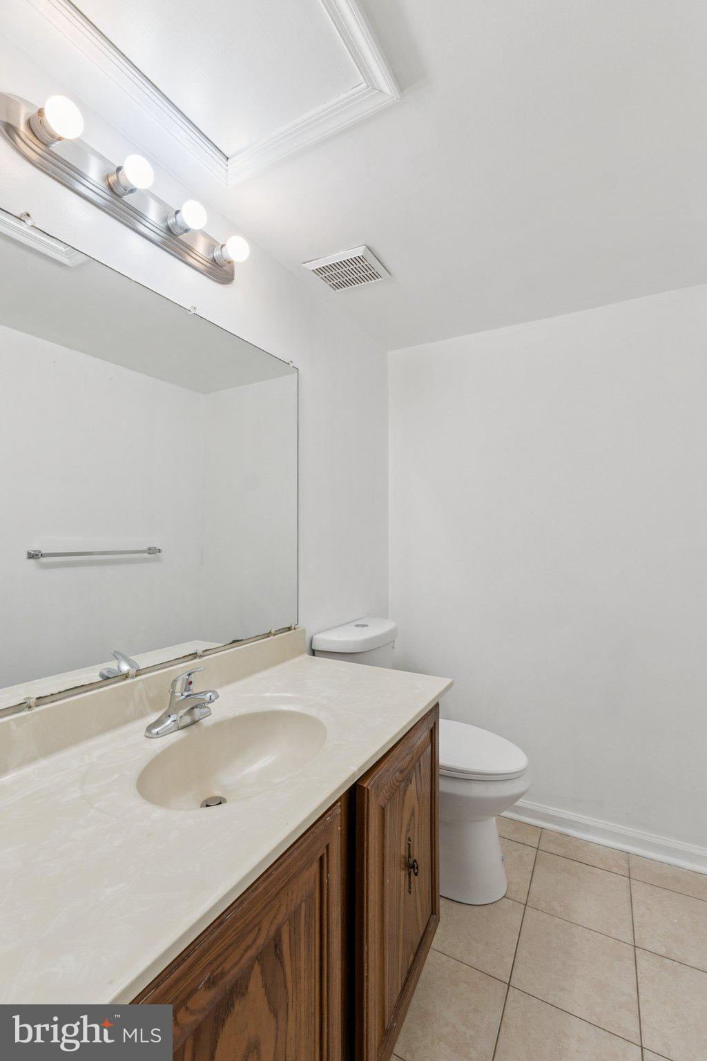 BRISTOE STATION - Residential Lease