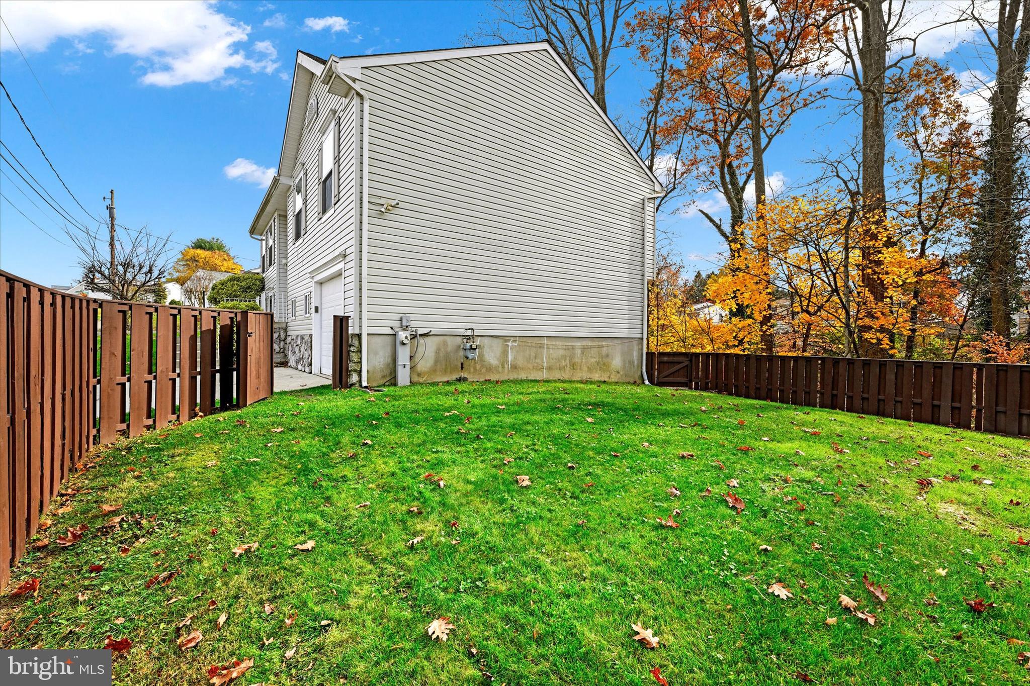 PERRY HALL ESTATES - Residential