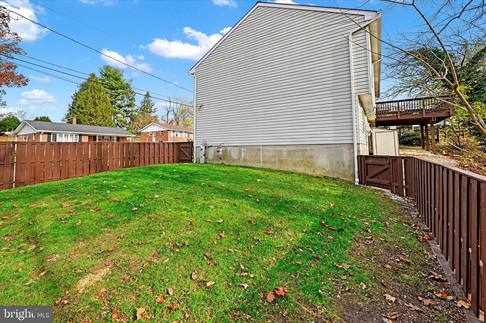 PERRY HALL ESTATES - Residential