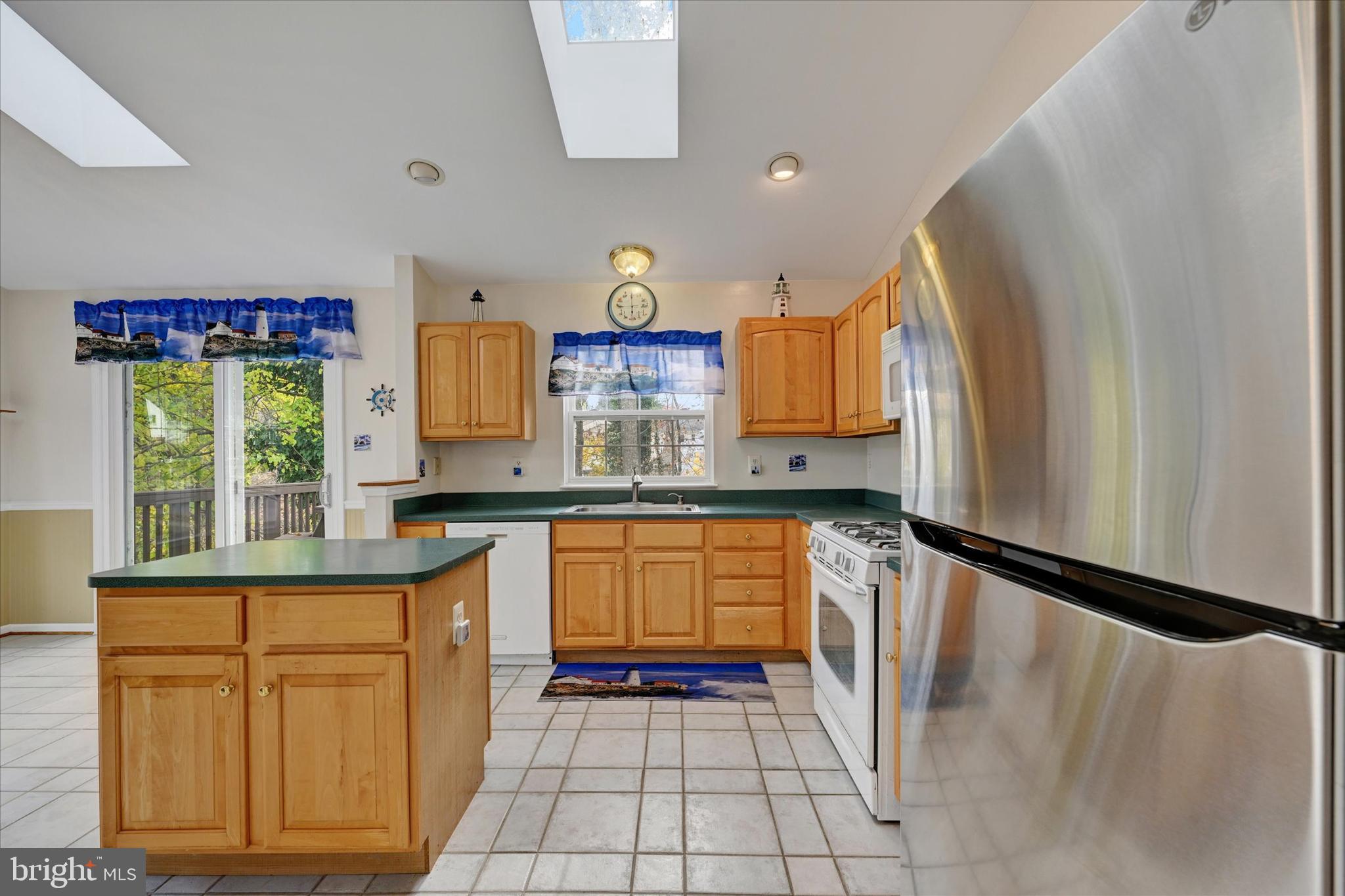 PERRY HALL ESTATES - Residential