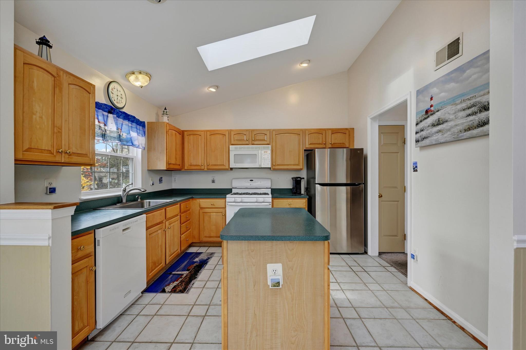 PERRY HALL ESTATES - Residential