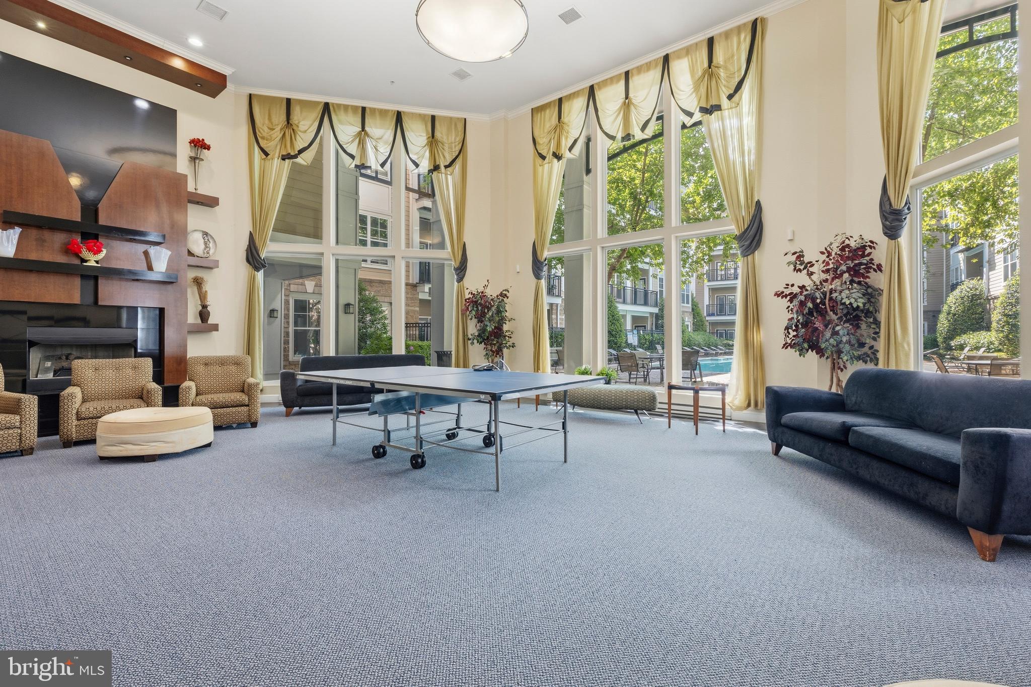FITZ AT ROCKVILLE TOWN C - Residential