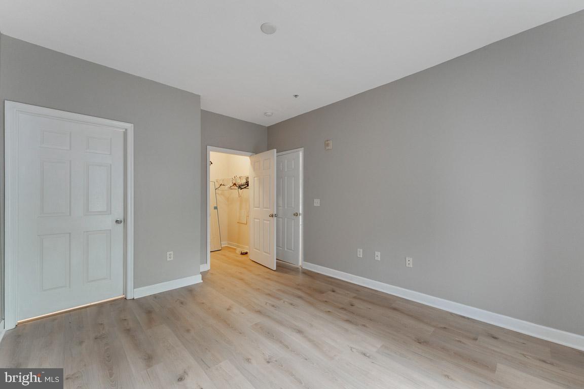 FITZ AT ROCKVILLE TOWN C - Residential