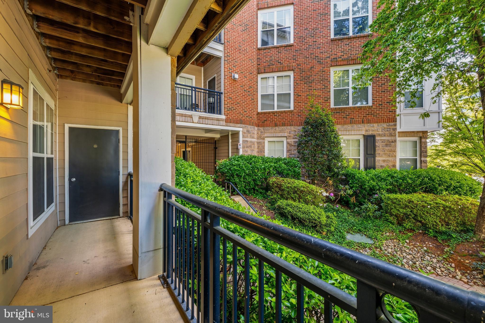 FITZ AT ROCKVILLE TOWN C - Residential