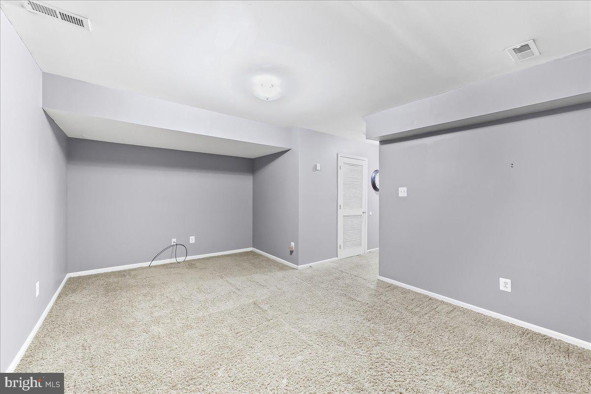 VALLEY VIEW TWINS - Residential