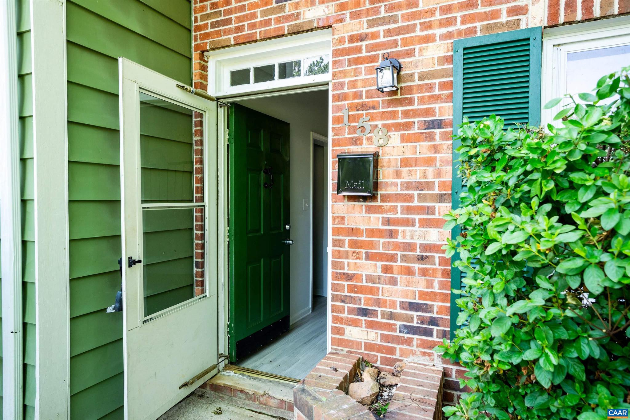 SHERWOOD MANOR - Residential