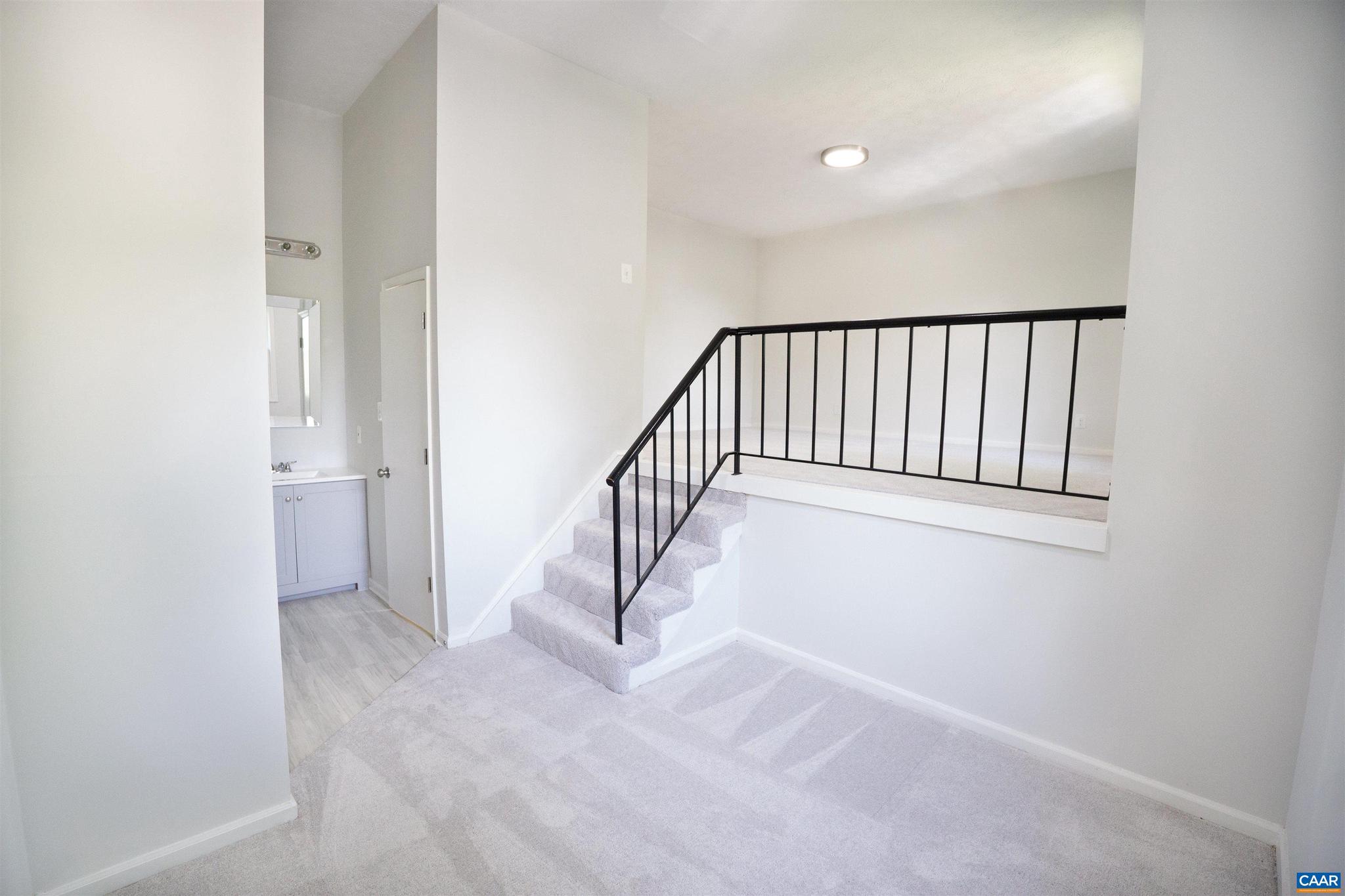 SHERWOOD MANOR - Residential