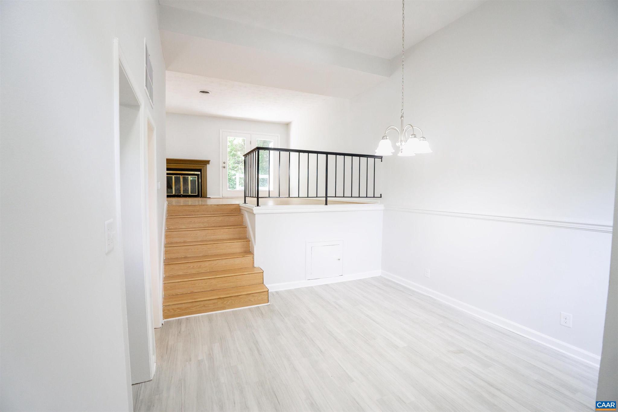 SHERWOOD MANOR - Residential