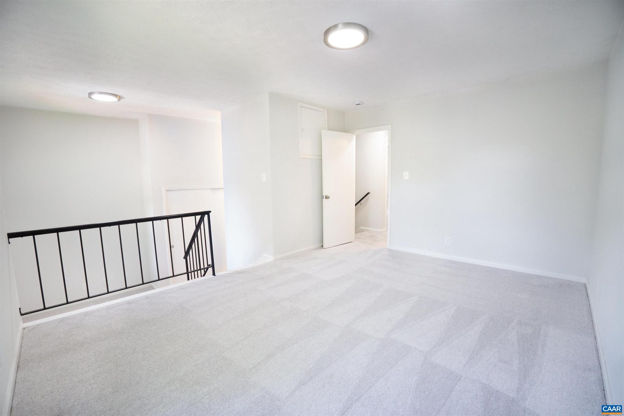 SHERWOOD MANOR - Residential