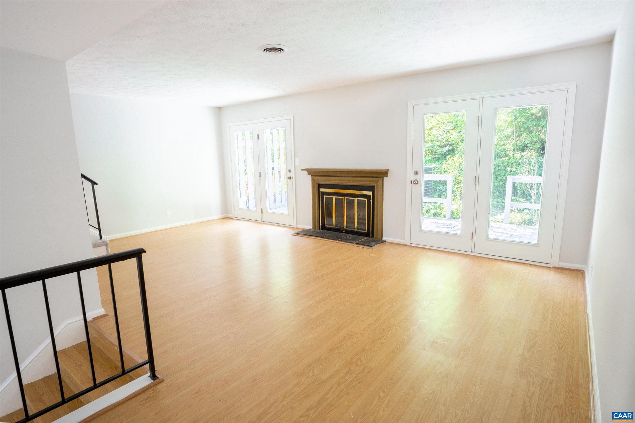 SHERWOOD MANOR - Residential