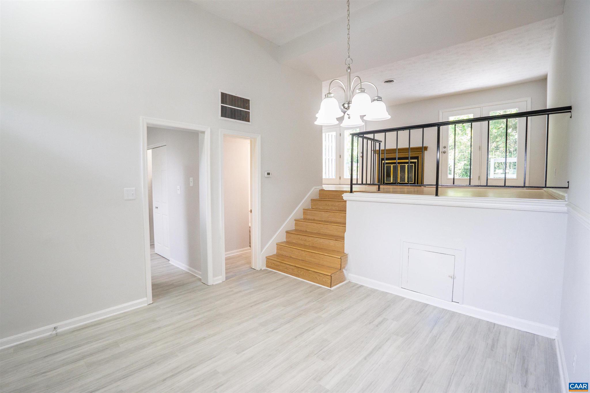 SHERWOOD MANOR - Residential