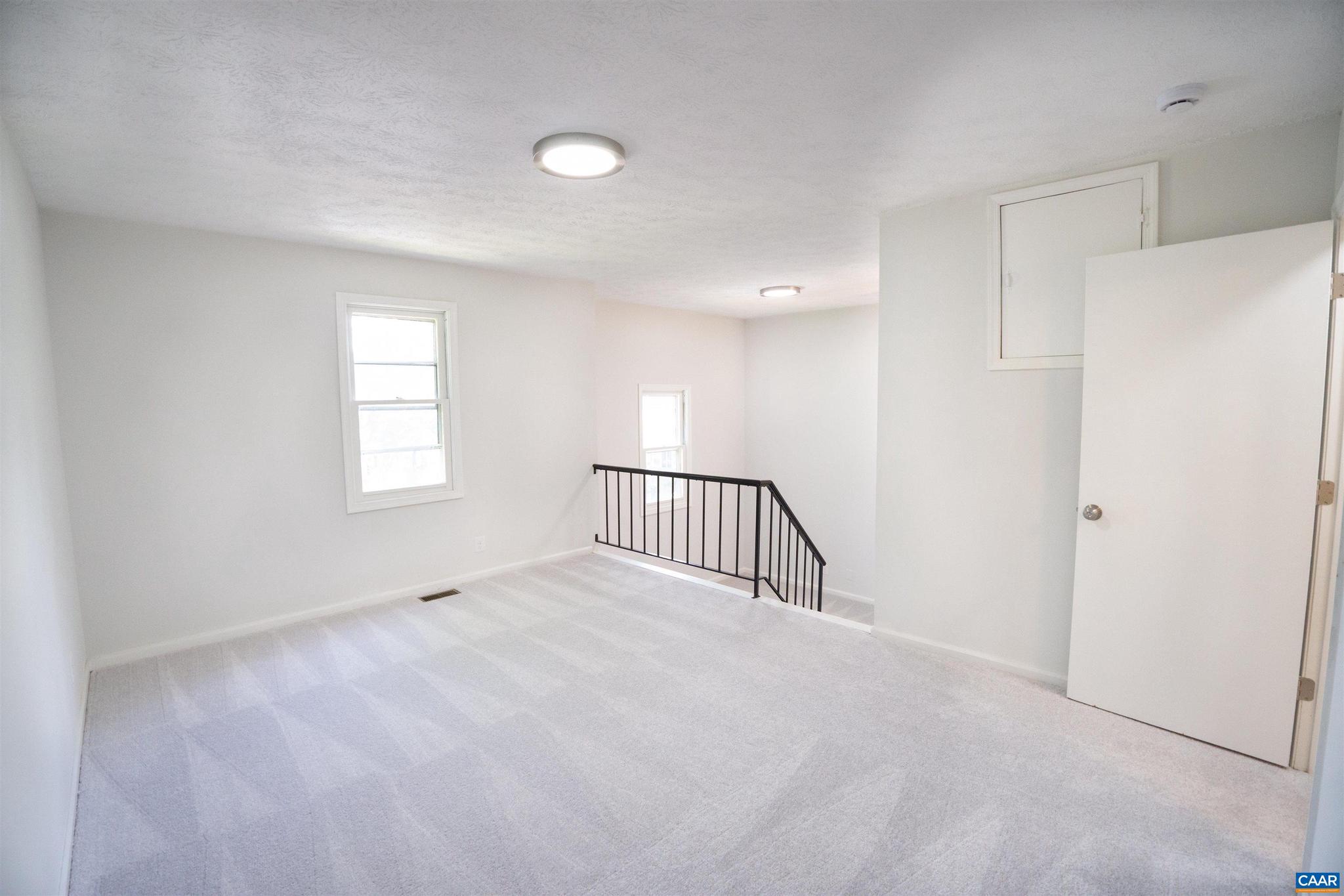 SHERWOOD MANOR - Residential