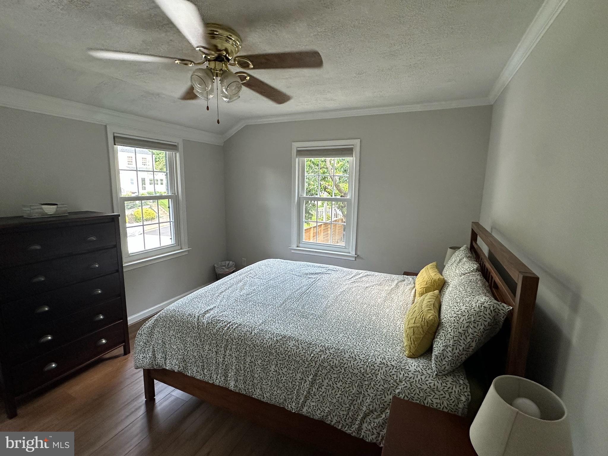 JEFFERSON MANOR - Residential