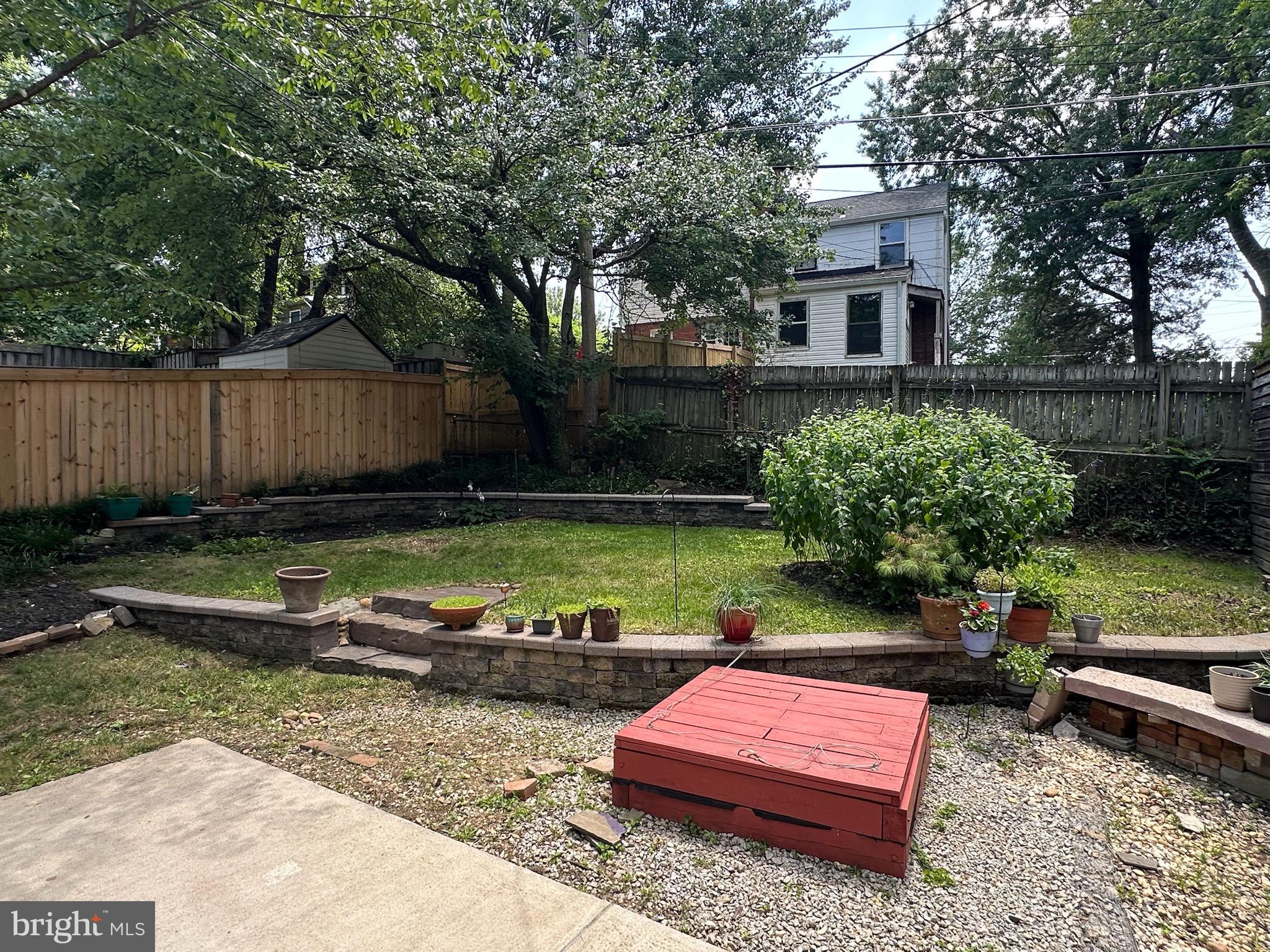 JEFFERSON MANOR - Residential