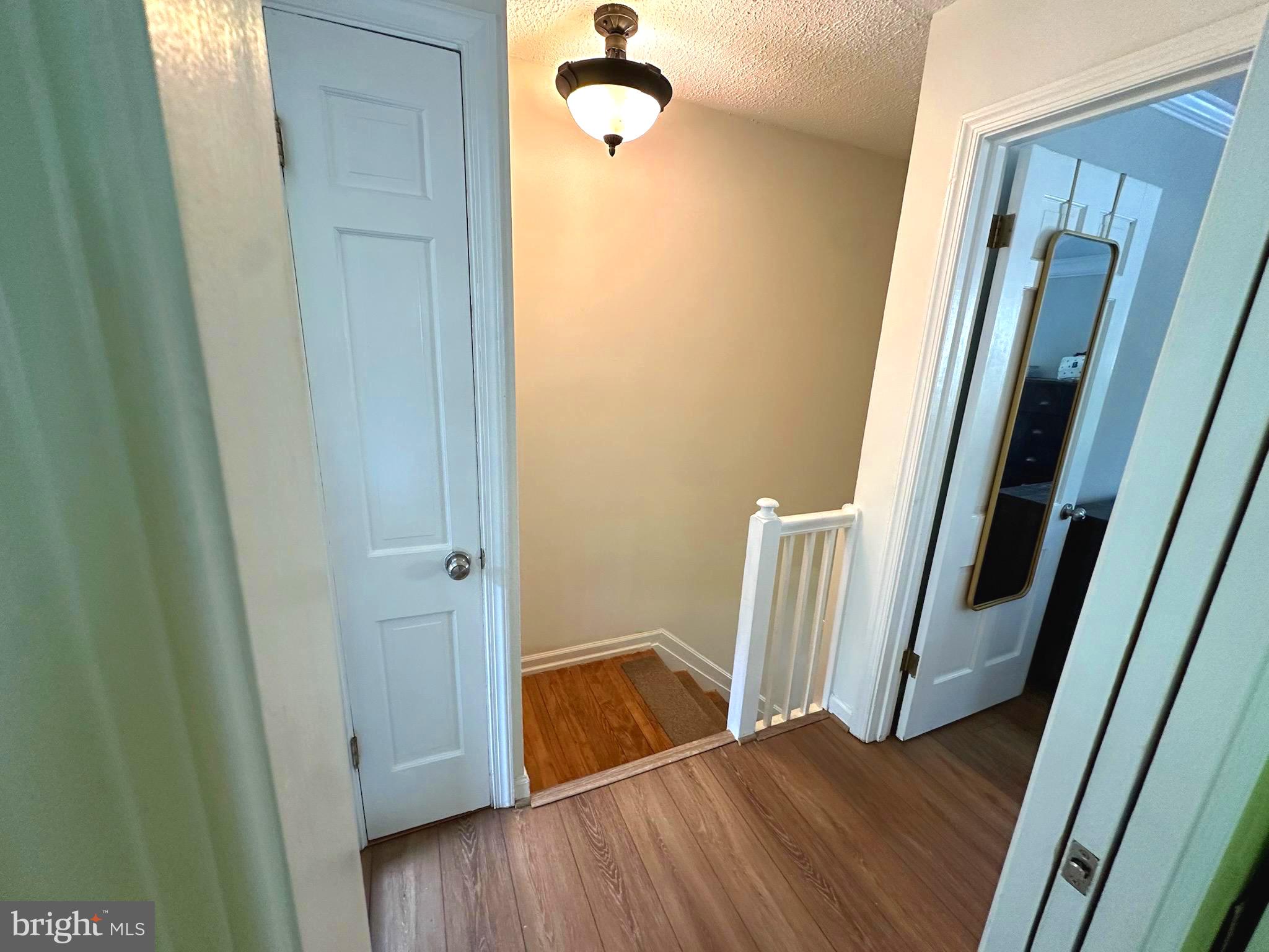 JEFFERSON MANOR - Residential