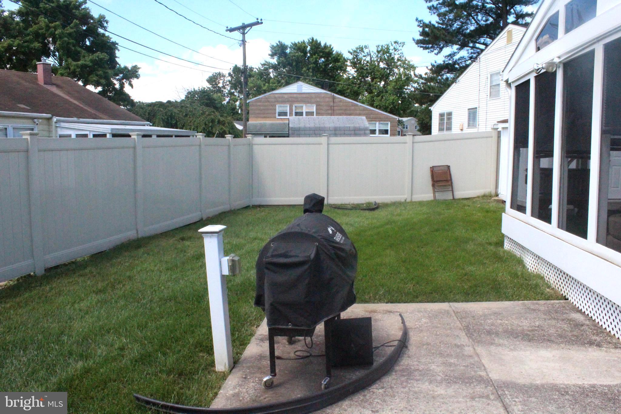 LYNNE ACRES - Residential