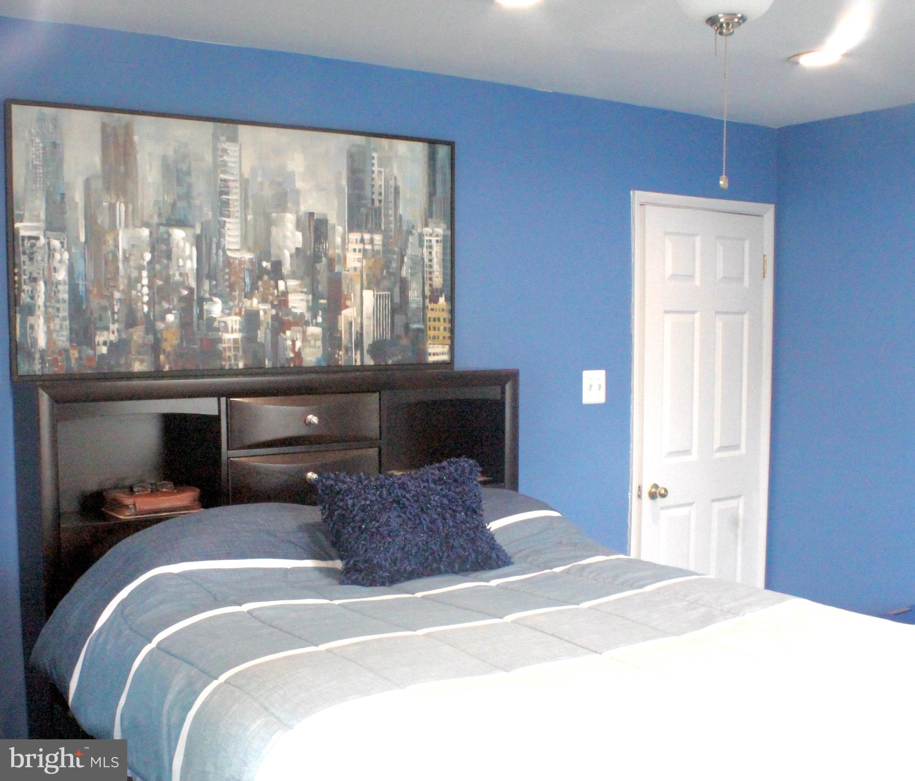 LYNNE ACRES - Residential