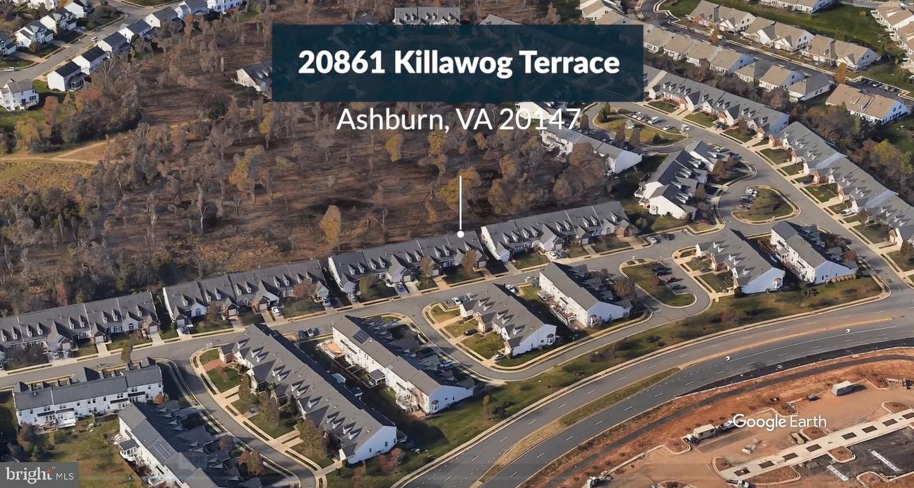 ASHBURN VILLAGE - Residential