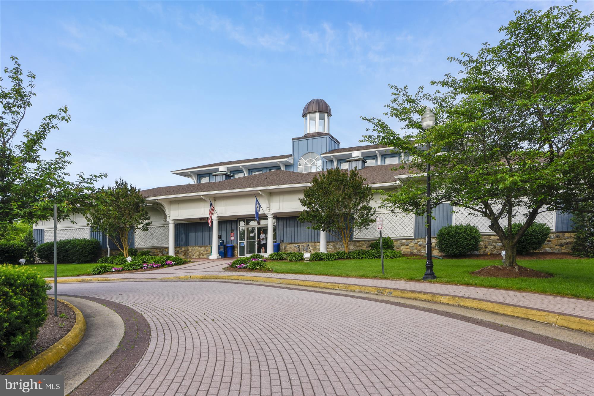 ASHBURN VILLAGE - Residential