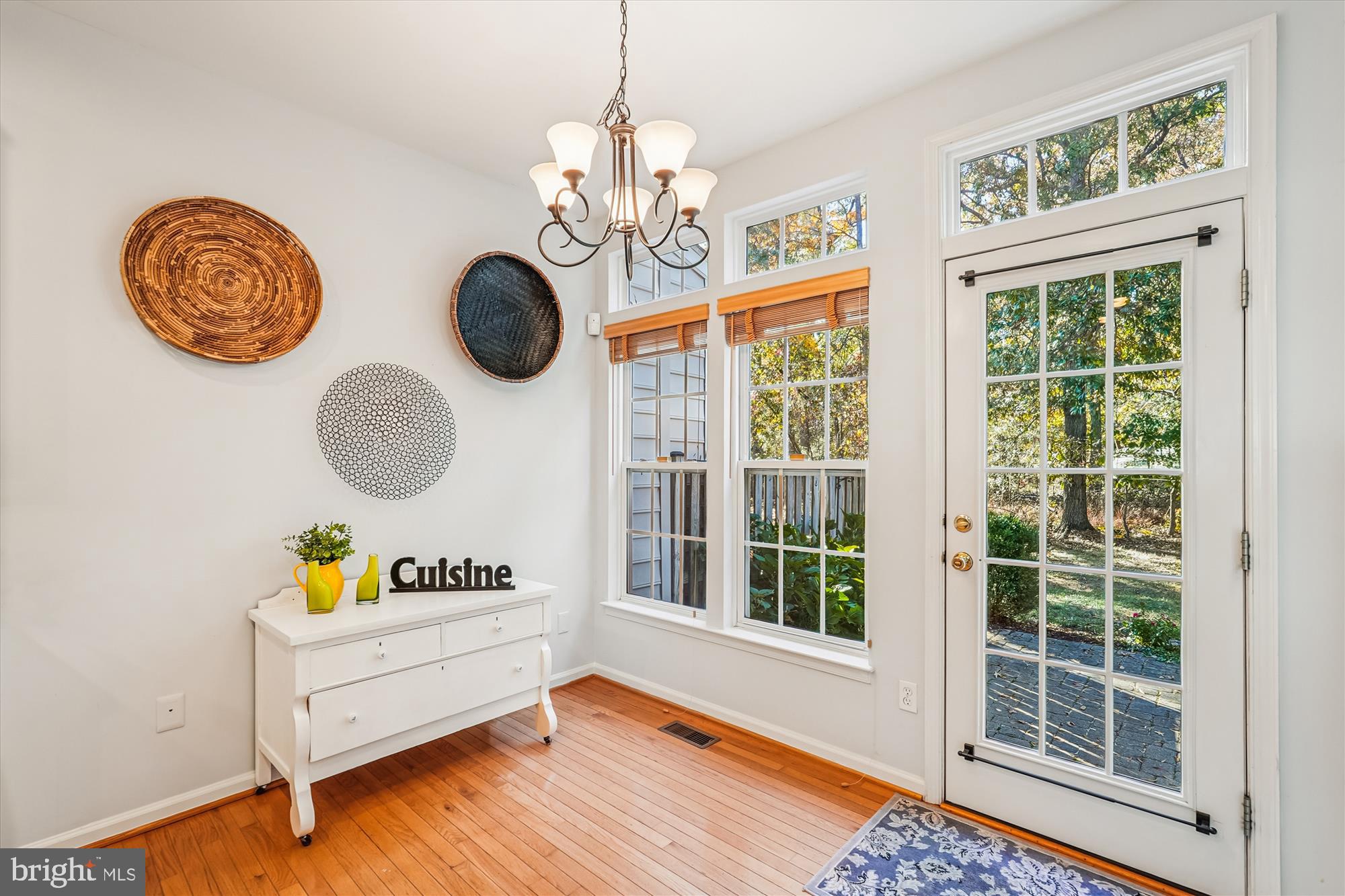 ASHBURN VILLAGE - Residential