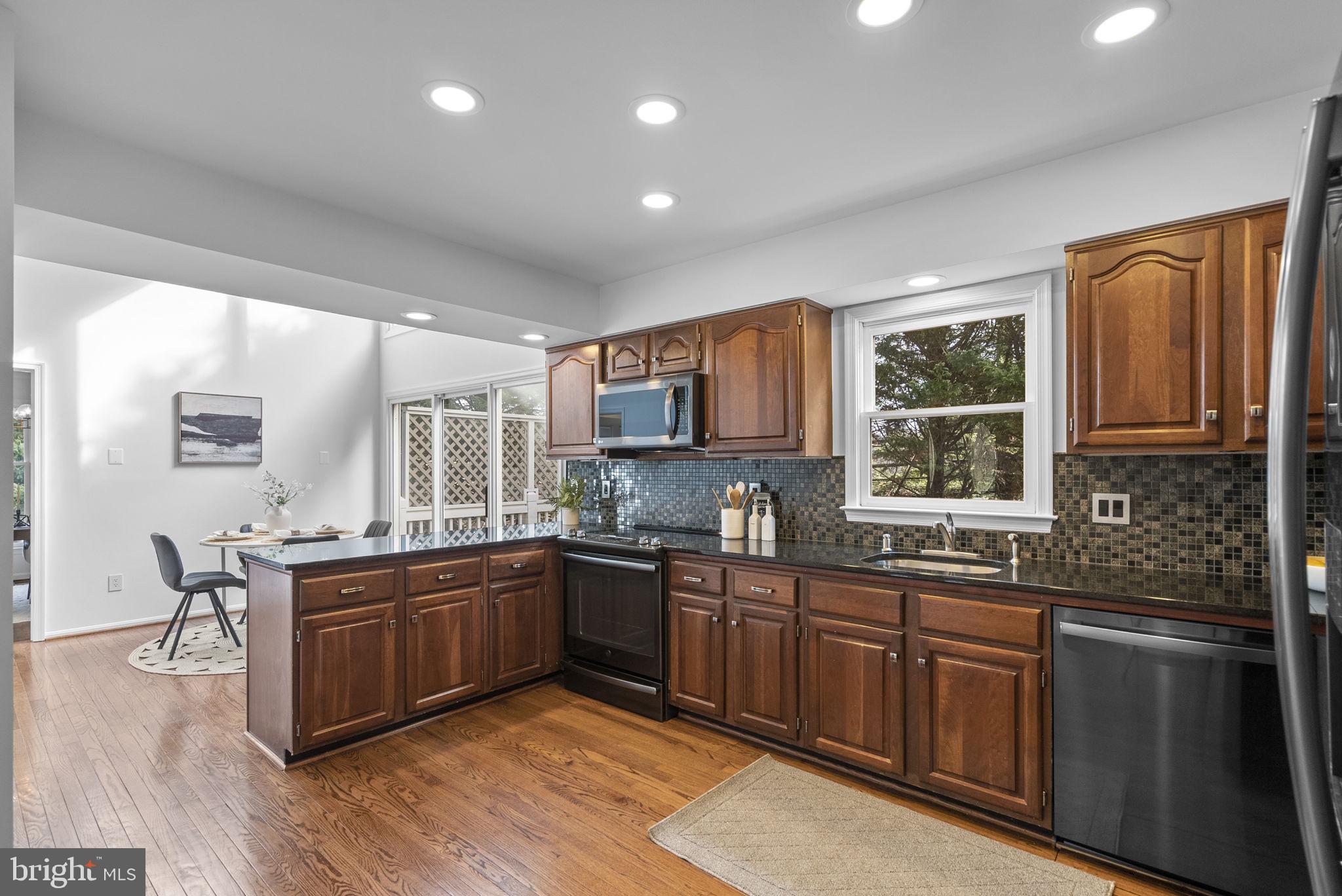 ORCHARD RIDGE - Residential