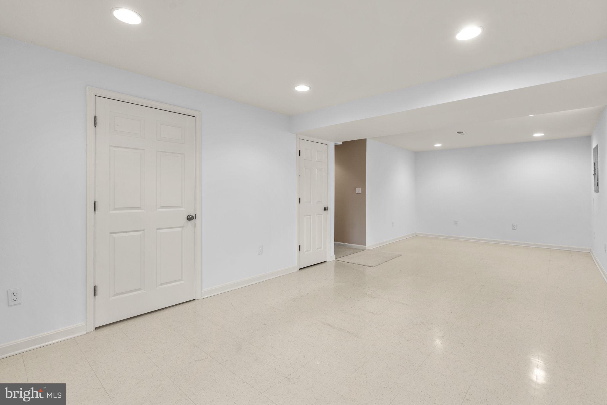 ORCHARD RIDGE - Residential