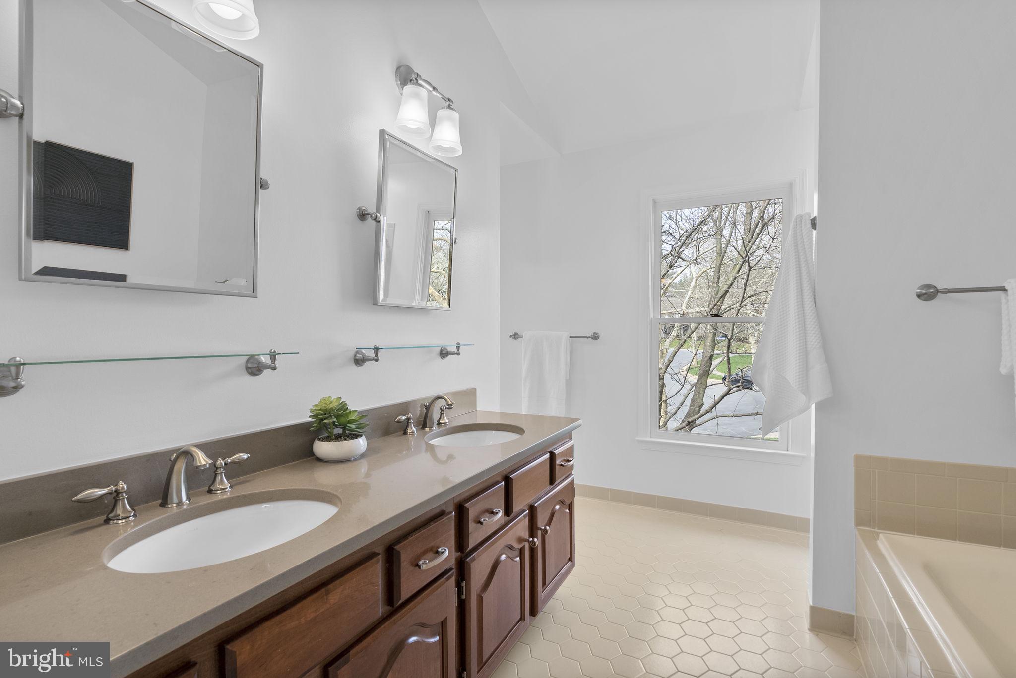 ORCHARD RIDGE - Residential