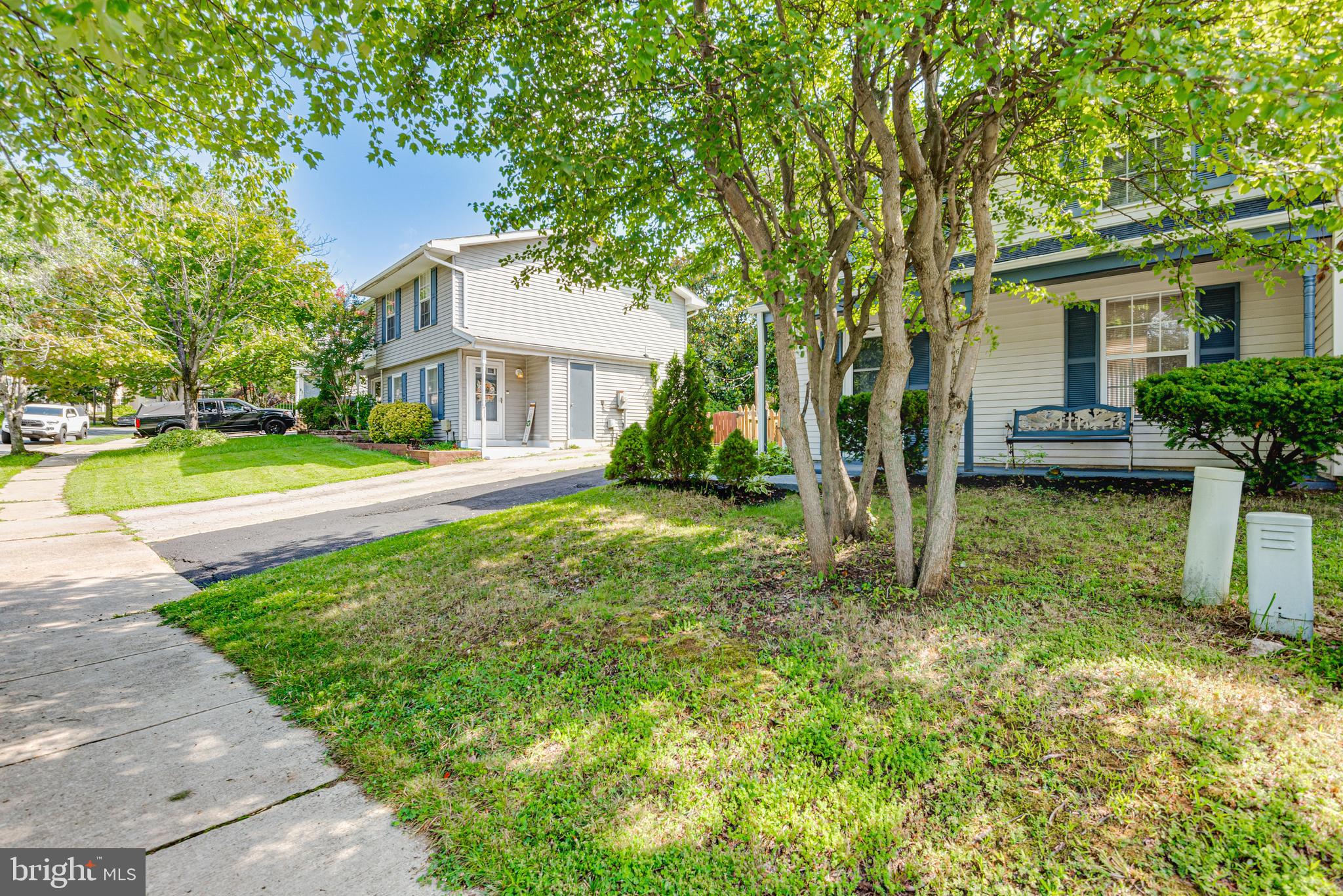 WHISPERING WOODS - Residential