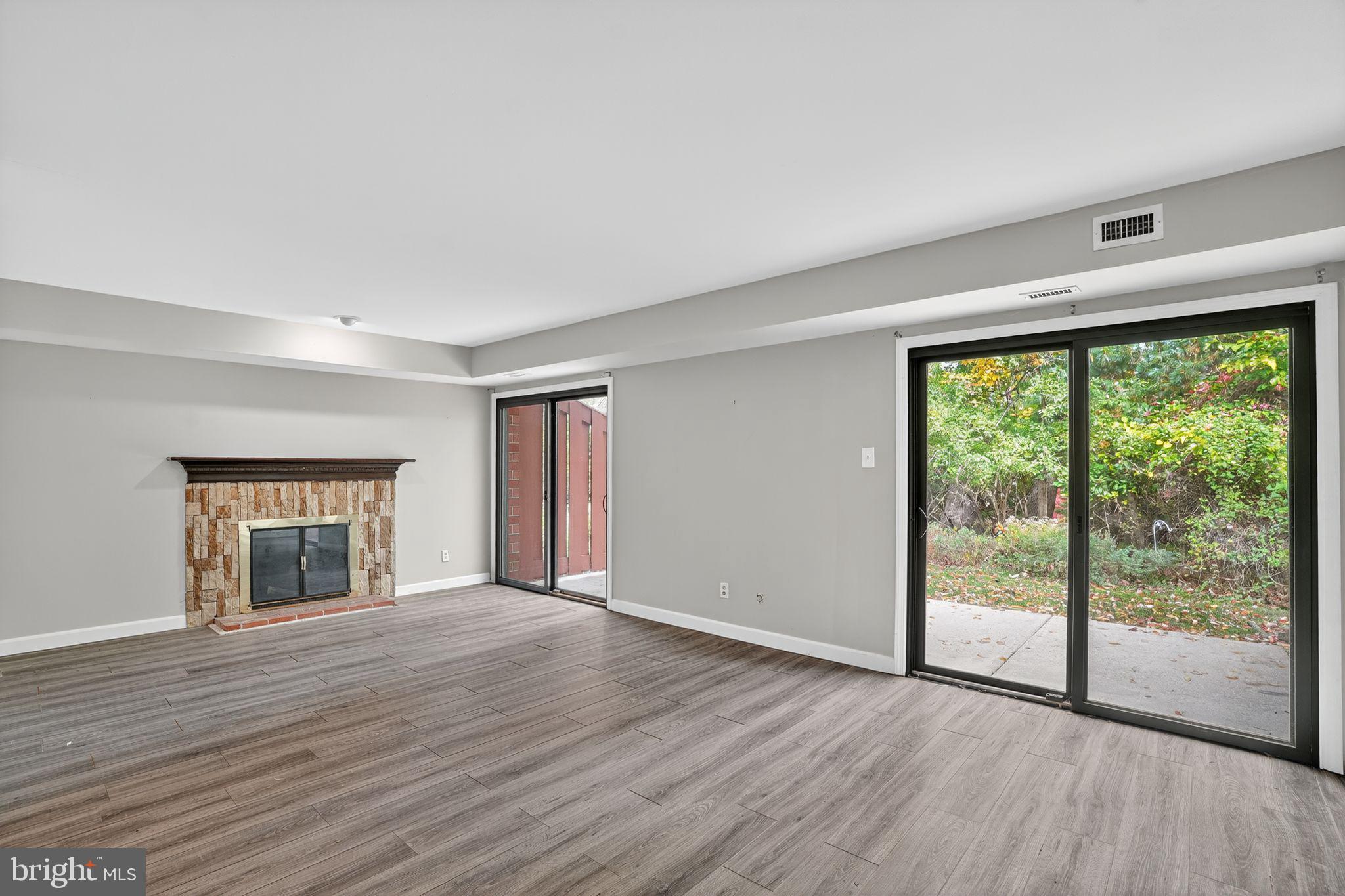 ASPENWOOD - Residential