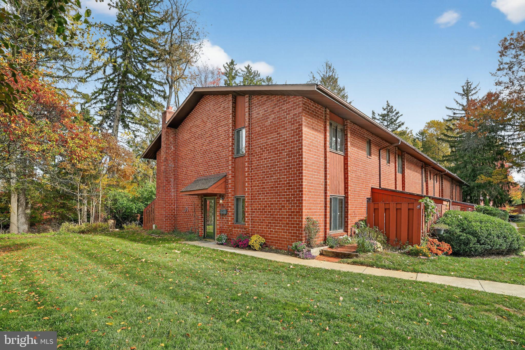 ASPENWOOD - Residential