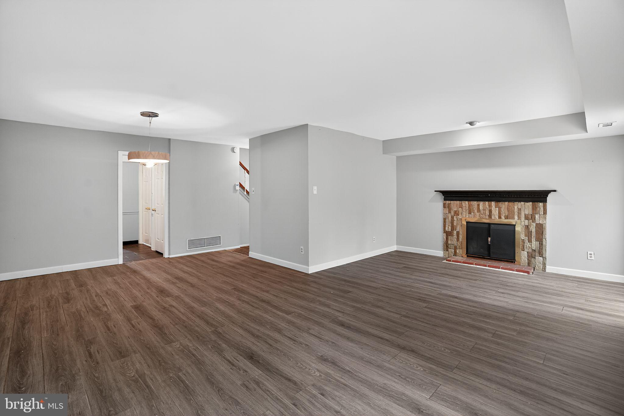 ASPENWOOD - Residential