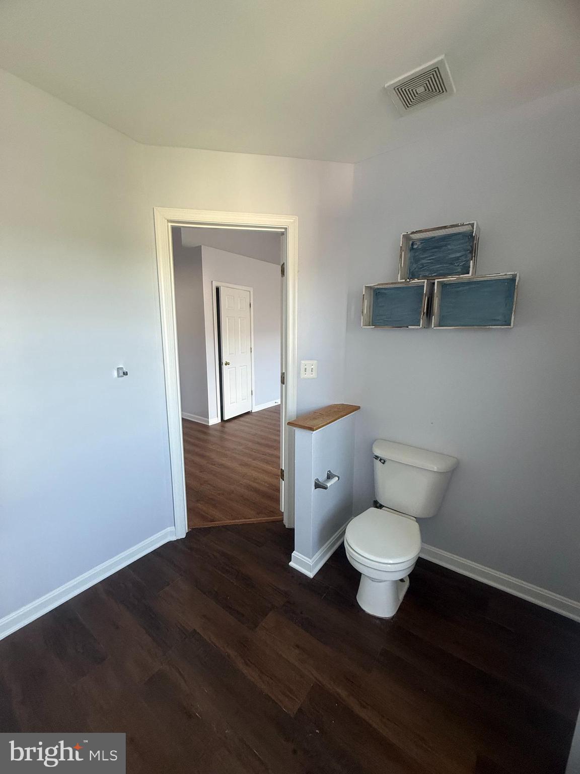 CARROLLWOOD MANOR - Residential