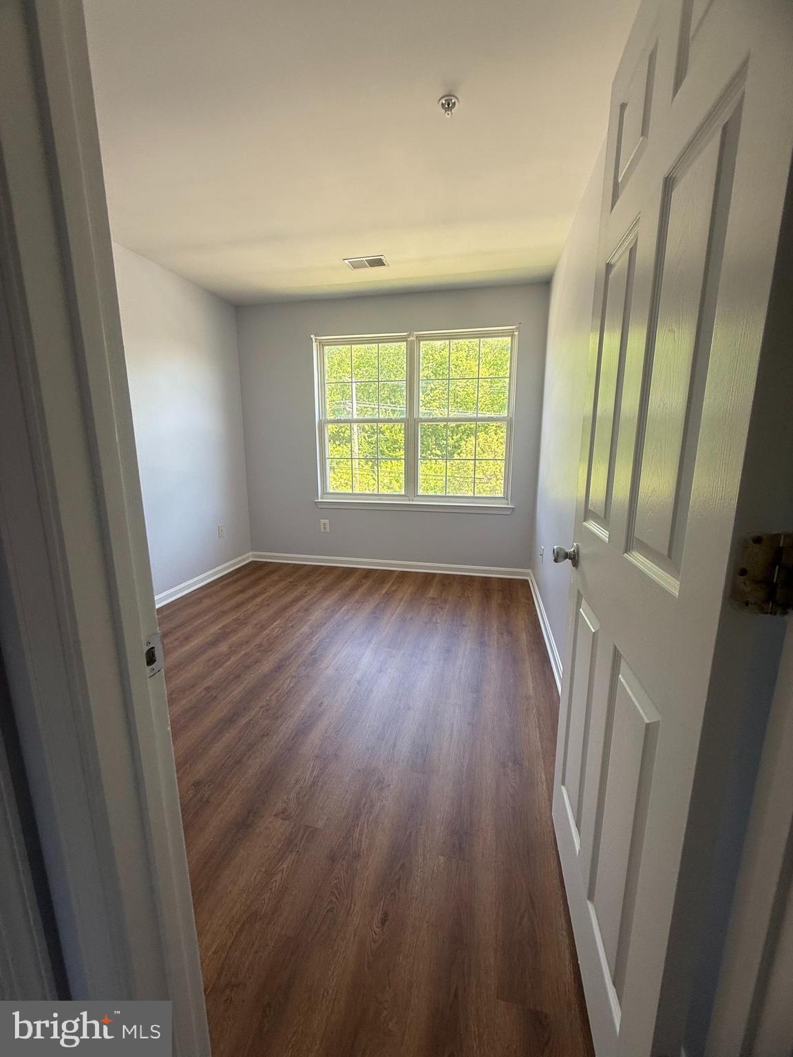 CARROLLWOOD MANOR - Residential