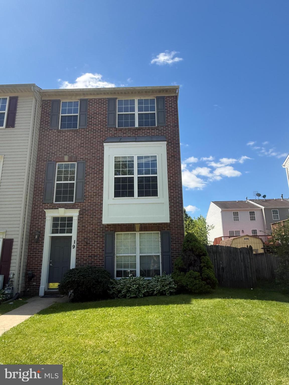CARROLLWOOD MANOR - Residential