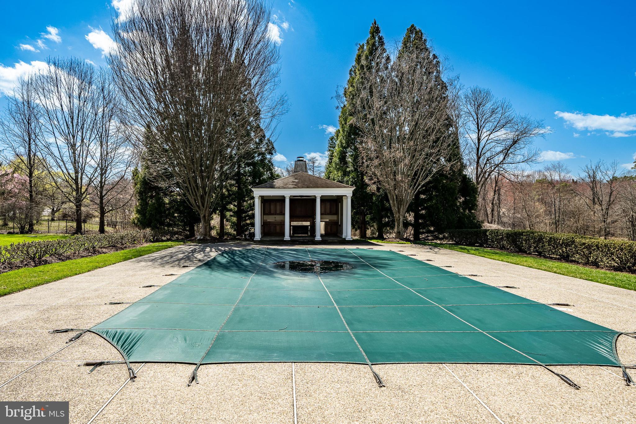 BAYARD MEADOWS - Residential