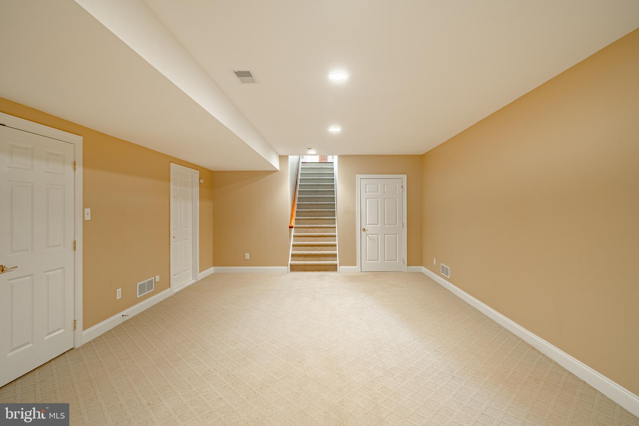 BAYARD MEADOWS - Residential