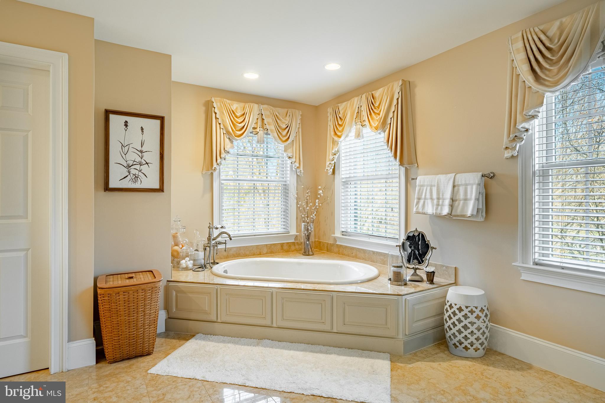 BAYARD MEADOWS - Residential