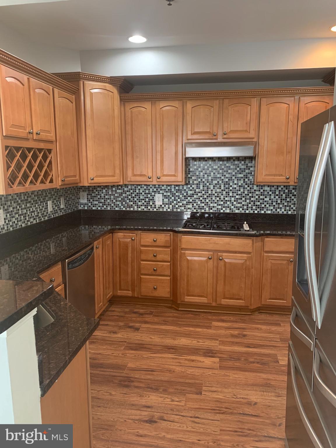 GROVETON WOODS - Residential