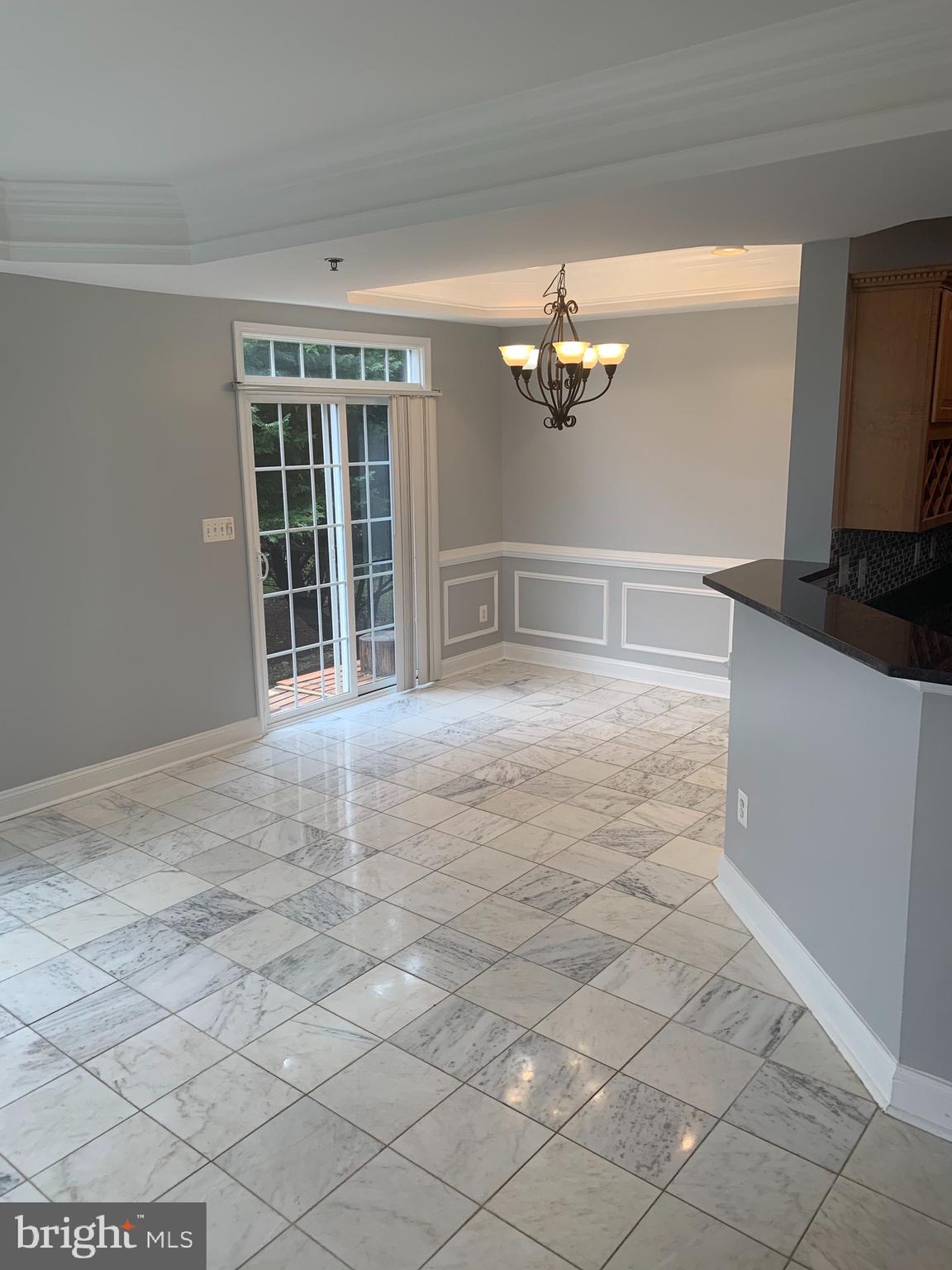 GROVETON WOODS - Residential