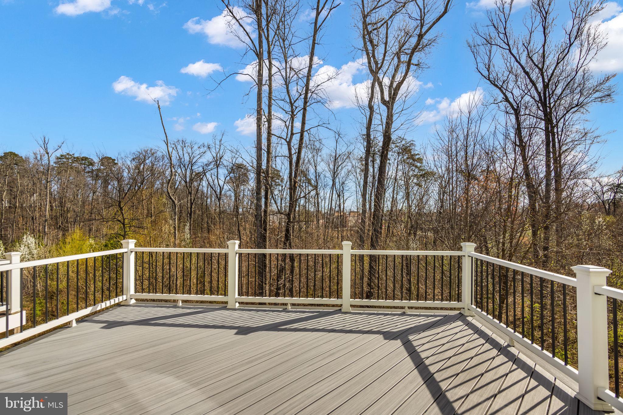 COWAN CROSSING - Residential