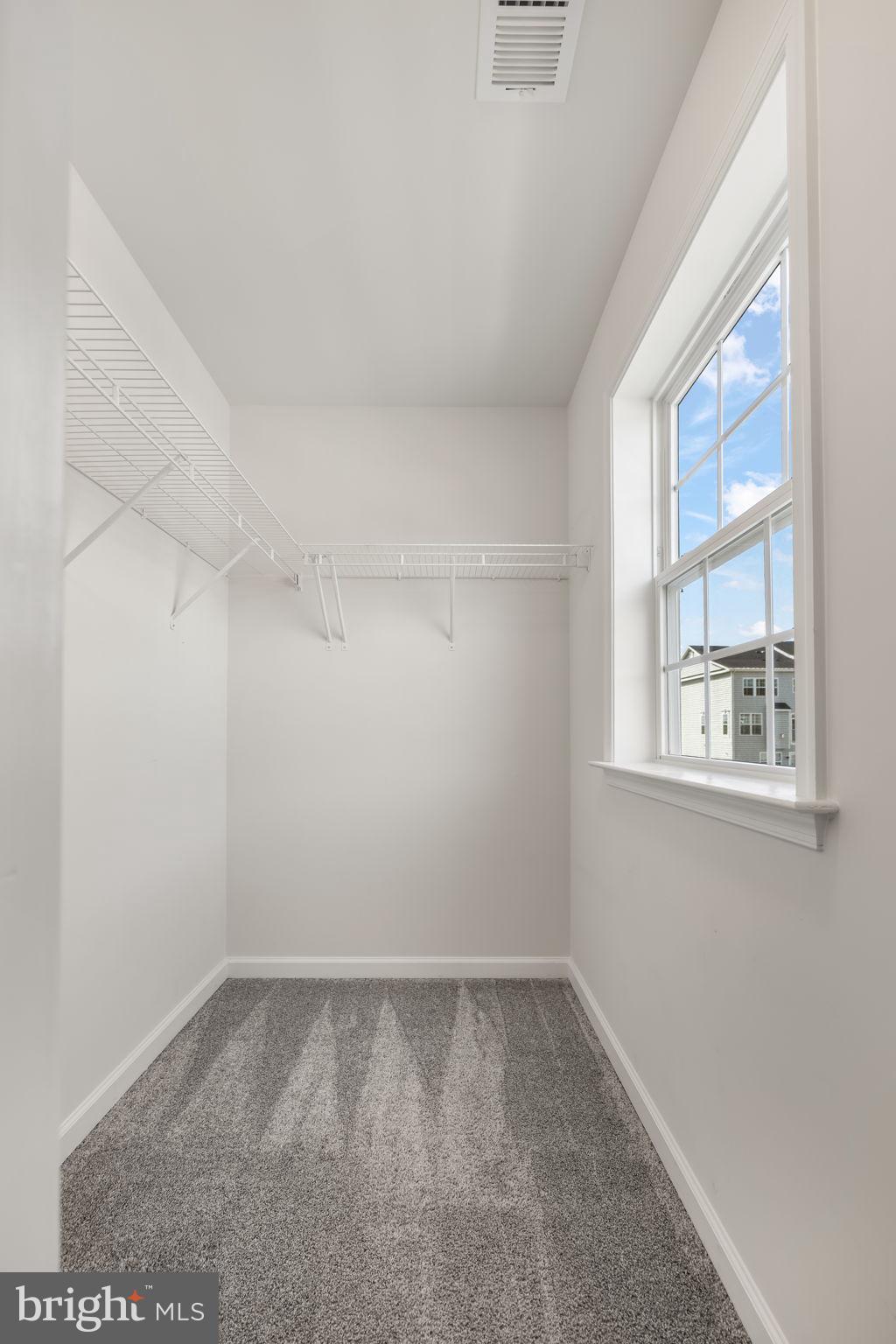 COWAN CROSSING - Residential