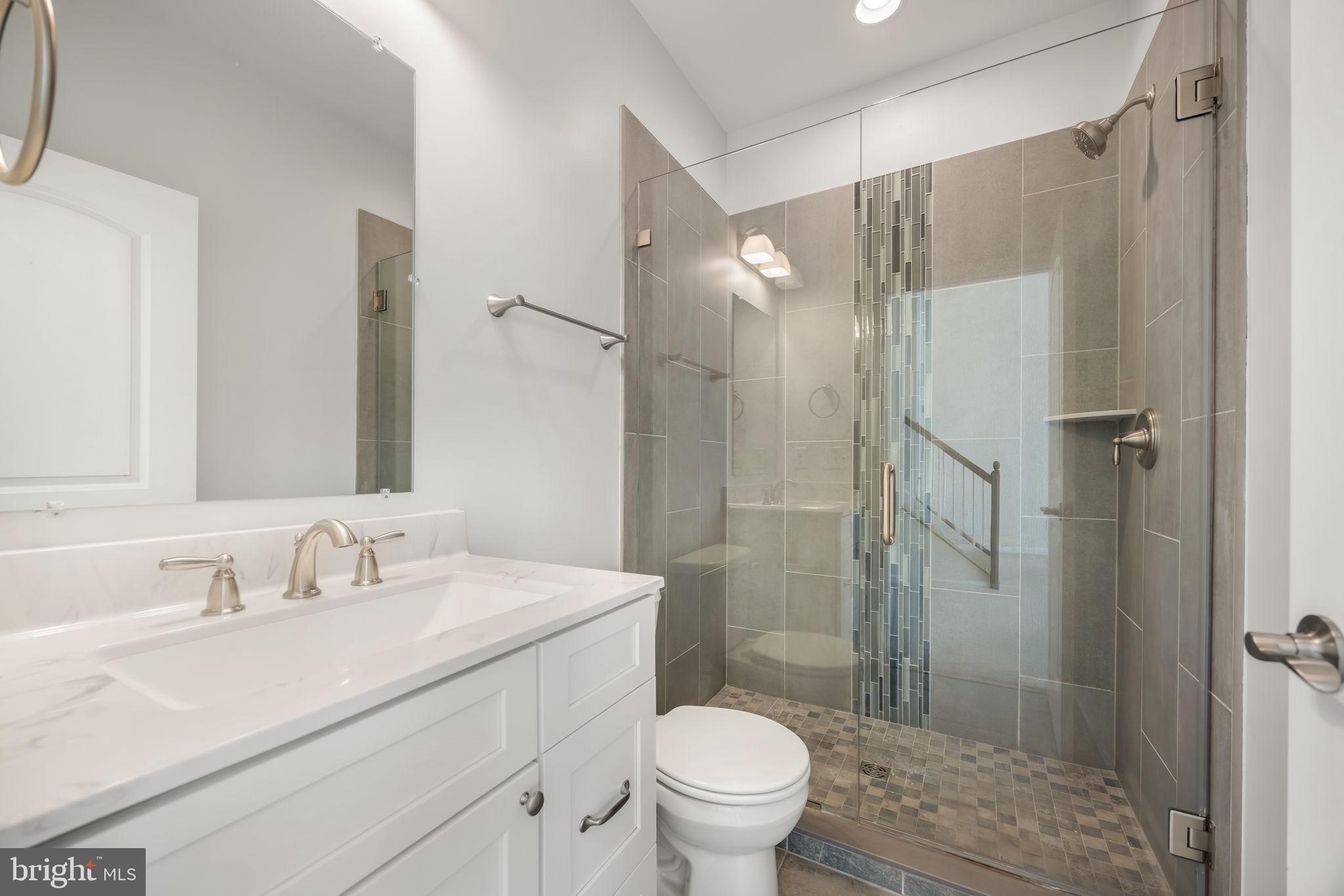 COWAN CROSSING - Residential