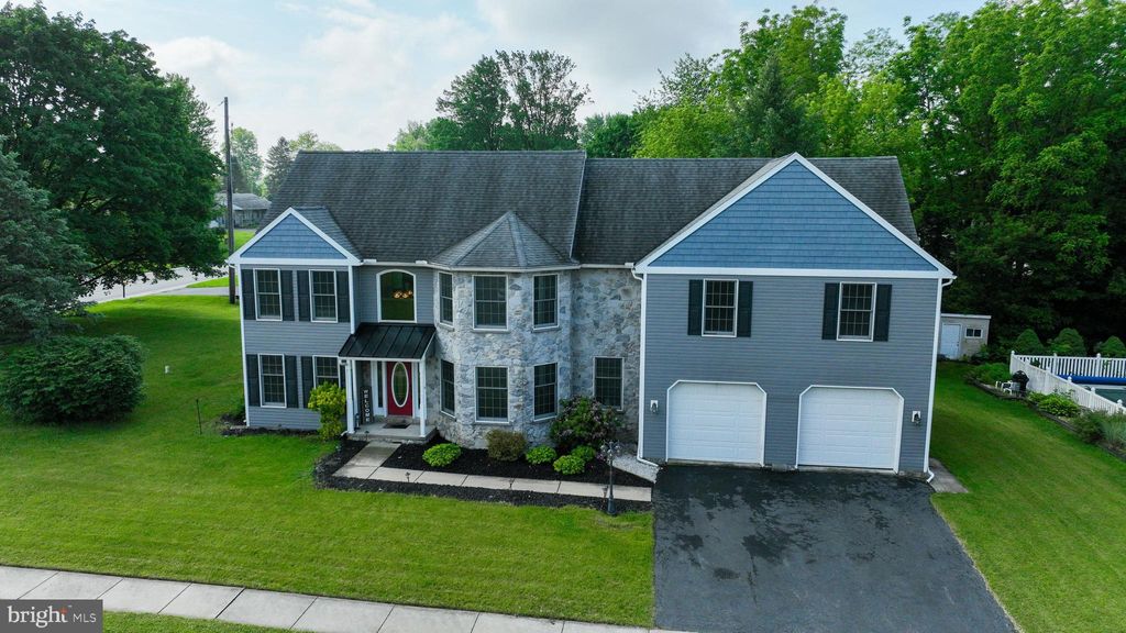 Photo of 2461 Impala Drive, RONKS, PA 17572 (MLS # PALA2071192)