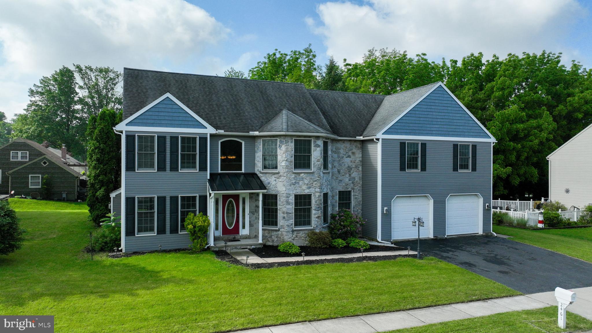 LAPP RIDGE - Residential