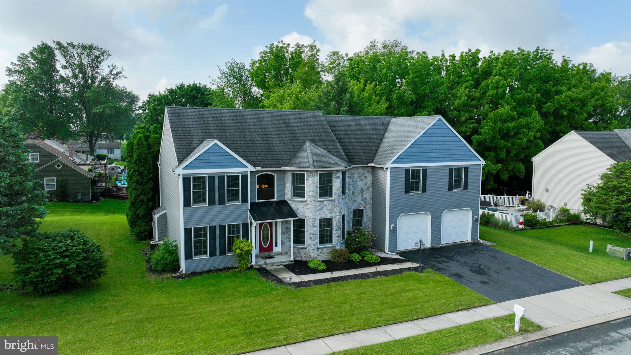 LAPP RIDGE - Residential