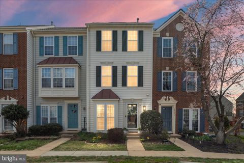 Townhouse For Sale - 44473 Watertown Terrace<br/> ASHBURN, VA 20147